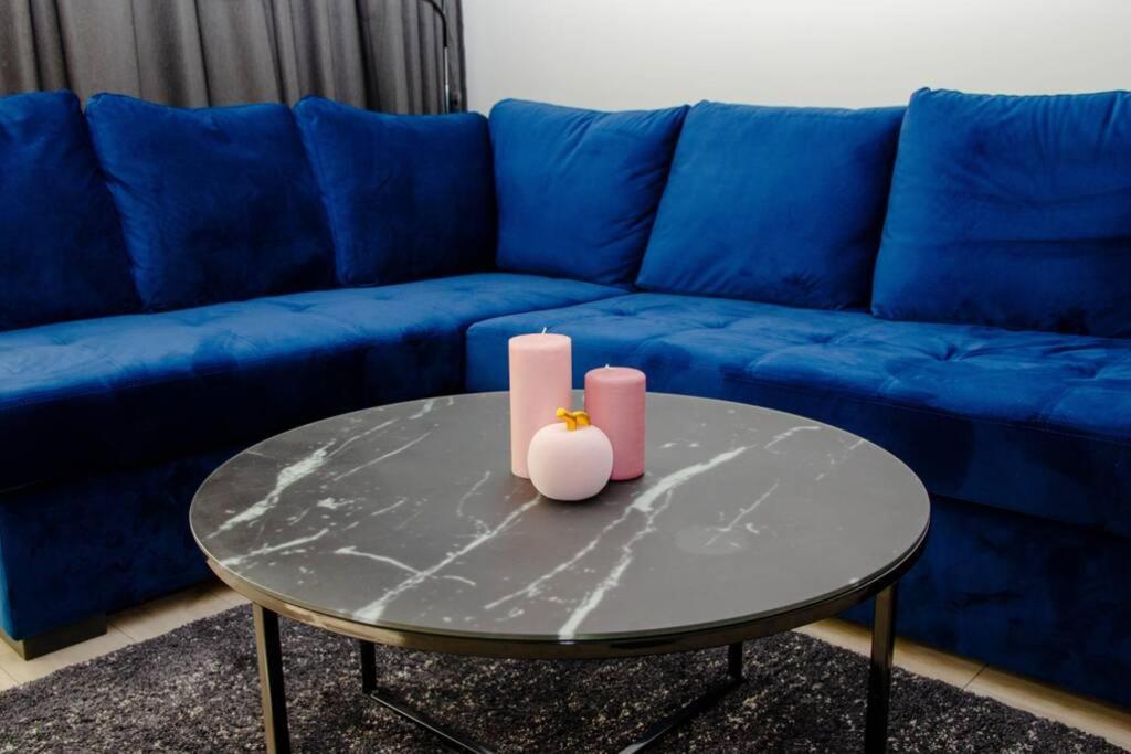 Super Luxurious & Spacious Designer Apartment. Stara Zagora Luaran gambar