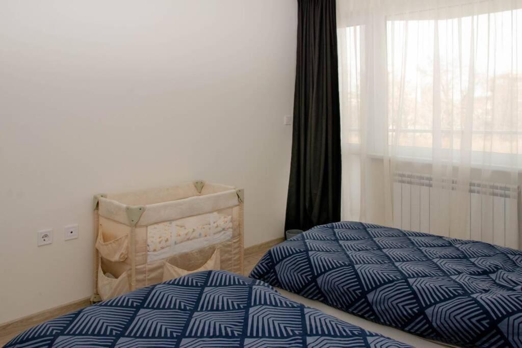 Super Luxurious & Spacious Designer Apartment. Stara Zagora Luaran gambar